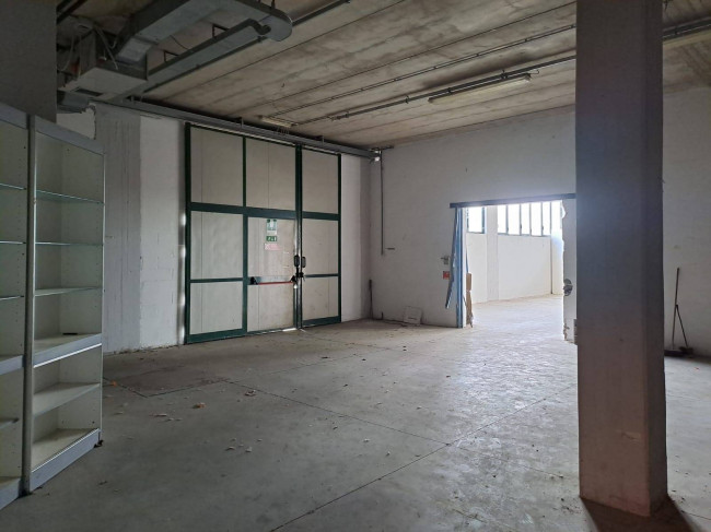 Vai alla scheda: Laboratorio   Affitto Empoli