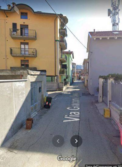 Vai alla scheda: Box / Posto auto Affitto Chivasso