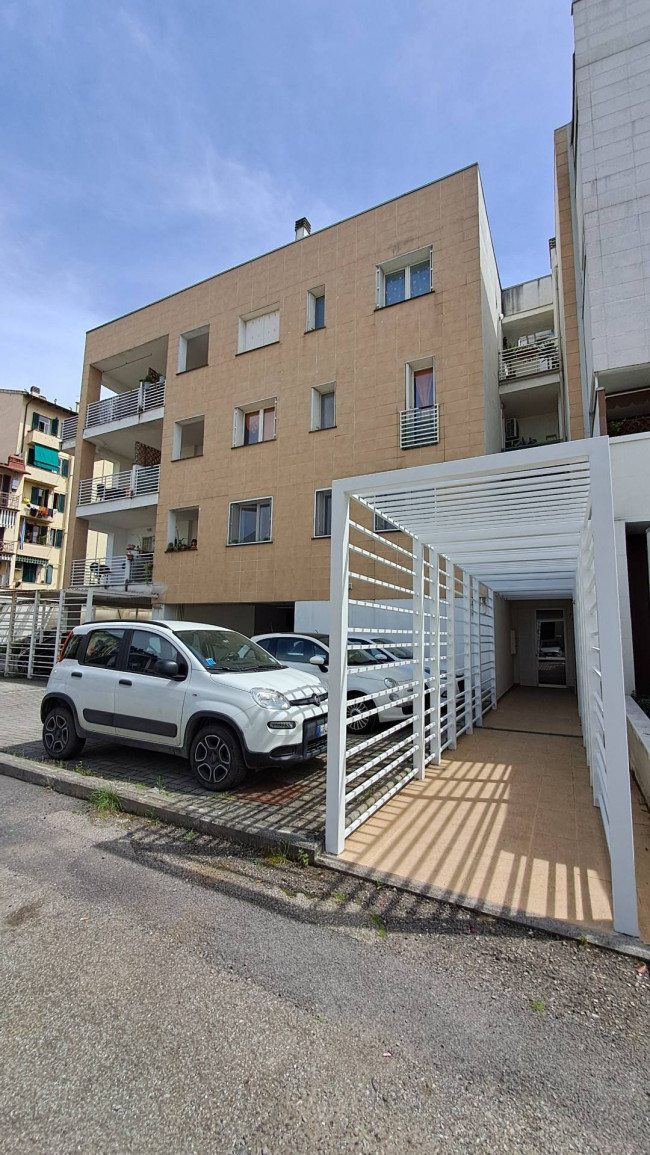 Vai alla scheda: Appartamento Affitto Firenze